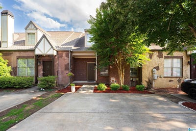 /international/us/2239-ridgemont-drive-hoover-al-110108202267/