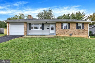 /international/us/1624-greenwood-drive-lebanon-pa-110120575462/