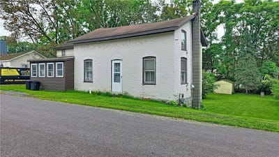 /international/us/3-factory-street-union-springs-ny-110119630729/
