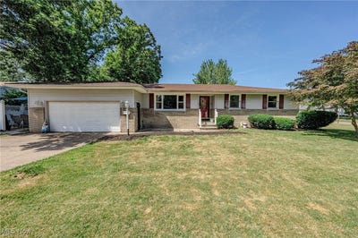 /international/us/2735-larkmoor-street-lorain-oh-110101147643/