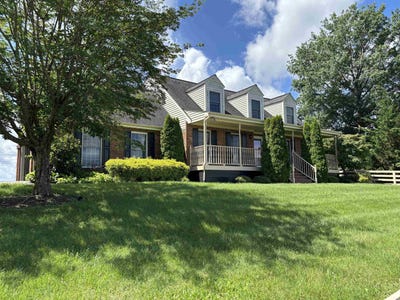 /international/us/2049-mudpike-road-christiansburg-va-110100257720/