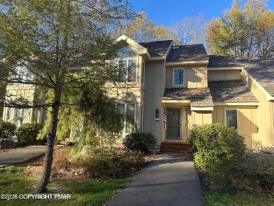 /international/us/844-crest-pines-lane-long-pond-pa-110107033024/