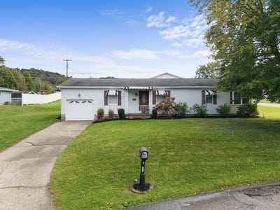 /international/us/14-ross-street-new-martinsville-wv-110120515654/