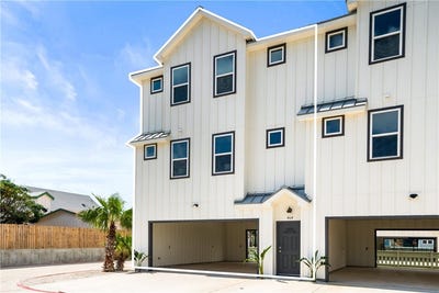 /international/us/603-e-avenue-g-port-aransas-tx-110103358032/