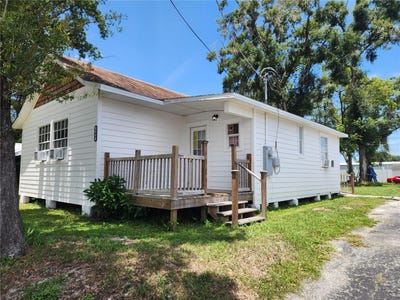 /international/us/106-w-bates-street-plant-city-fl-110101100722/