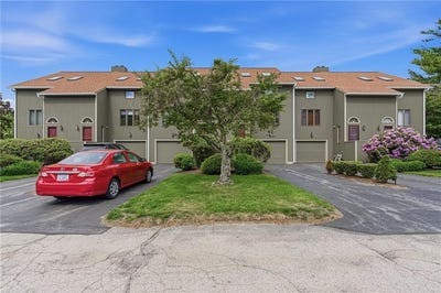 /international/us/9-tamarac-drive-smithfield-ri-110108636136/
