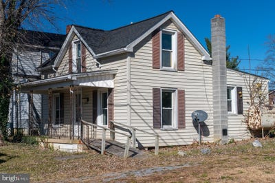 /international/us/488-ash-street-strasburg-va-110108469740/