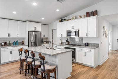 /international/us/1630-easton-lane-beaumont-ca-110096958870/