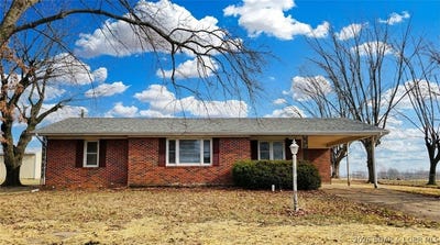 /international/us/109-haynes-street-eldon-mo-110106207304/
