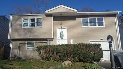 /international/us/10-vilno-court-huntington-station-ny-110107193432/