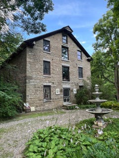 /international/us/1679-mill-road-st-johnsville-ny-110103438748/