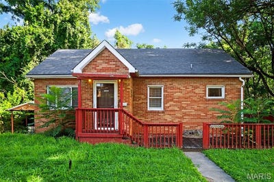 /international/us/2006-agnes-street-alton-il-110101305338/