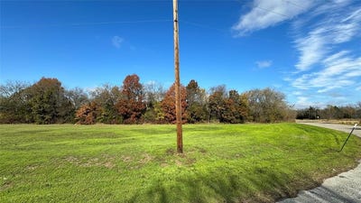 /international/us/tbd-lot-9-paris-street-ladonia-tx-110099983974/