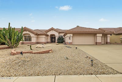 /international/us/15709-w-whitewood-drive-sun-city-west-az-110120718712/