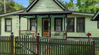 /international/us/110-wall-st-eureka-springs-ar-110101002798/?lang=en