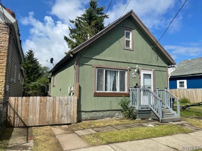 /international/us/28-townsend-street-buffalo-ny-110108140482/