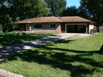 /international/us/1315-coolidge-place-rockford-il-110120029059/