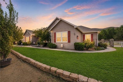 /international/us/4114-9th-acton-ca-110109968626/