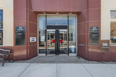 /international/us/306-e-main-street-niles-mi-110108118433/