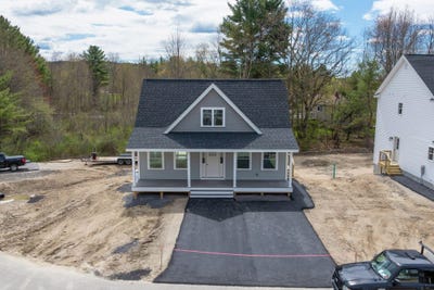 /international/us/9-shepherd-lane-windham-me-110107518828/