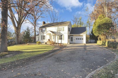 /international/us/1105-e-chestnut-street-mount-vernon-oh-110107336498/