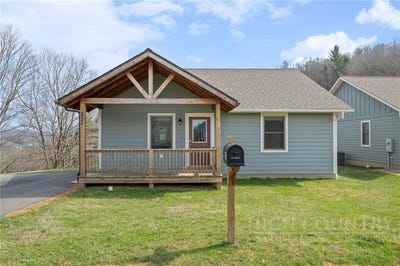 /international/us/120-miller-meadow-lane-boone-nc-110107729868/