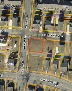 /international/us/2100-linda-jones-avenue-greensboro-nc-110101446938/
