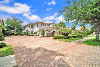 /international/us/7601-old-thyme-ct-parkland-fl-110099069783/?lang=id
