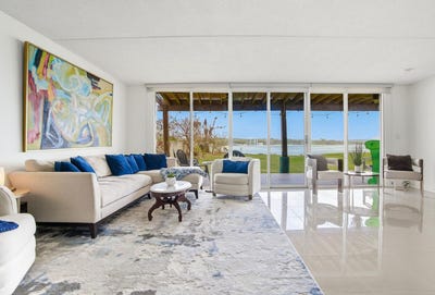 /international/us/241-condo-lane-tamuning-gu-110107776899/