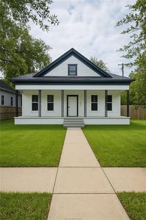 /international/us/500-cedar-street-hearne-tx-110102886022/