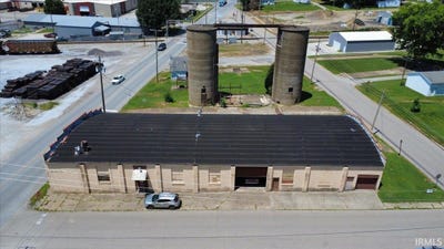 /international/us/1000-n-main-street-mount-vernon-in-110100675156/