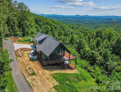 /international/us/4898-soaring-top-lane-lenoir-nc-110120486861/