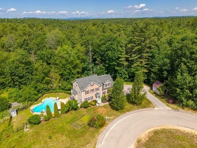 /international/us/57-thrush-terrace-windham-me-110100583120/