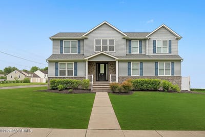 /international/us/890-woodgate-avenue-elberon-nj-110101010749/