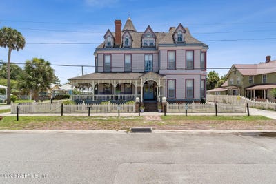 /international/us/603-emmett-street-palatka-fl-110108780317/
