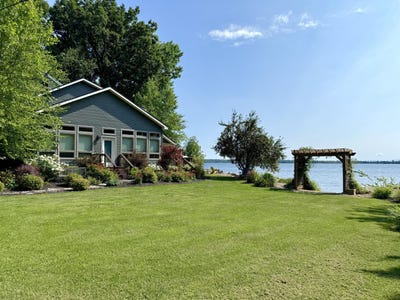 /international/us/44-bain-way-chazy-ny-110101506840/?lang=fr