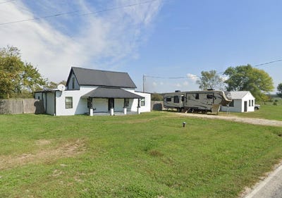 /international/us/103-state-hwy-ee-elkland-mo-110108891346/
