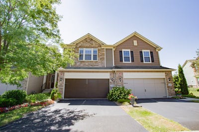 /international/us/246-belmont-drive-lincolnshire-il-110110083585/