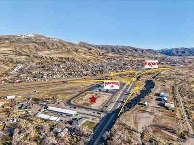 /international/us/3300-s-5th-pocatello-id-110105635251/