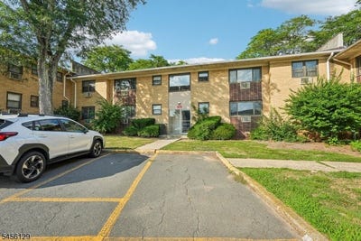 /international/us/401-us-highway-22-north-plainfield-boro-nj-110119769922/