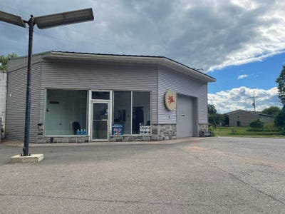 /international/us/311-hwy-8-armstrong-creek-wi-110107778617/