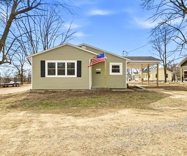 /international/us/517-myrtle-street-monett-mo-110108057550/