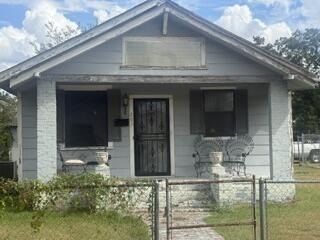 /international/us/207-10th-greenwood-ok-110110406015/