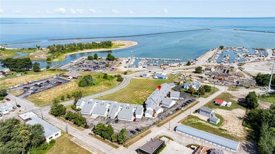 /international/us/1025-harbor-street-unit-23-conneaut-oh-110101363743/