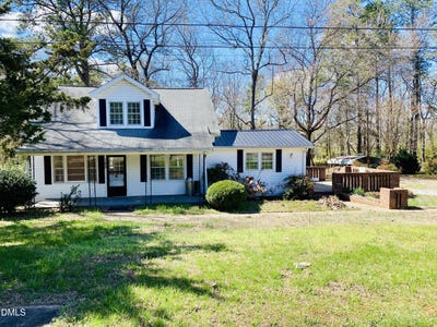 /international/us/183-red-hill-loop-road-warrenton-nc-110106473663/
