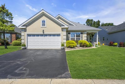 /international/us/40-bunker-hill-drive-allentown-nj-110106811746/