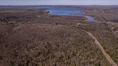 /international/us/e-shore-road-lot-4-bergland-mi-110108802138/