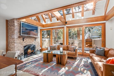 /international/us/326-w-hopkins-avenue-aspen-co-110095961710/