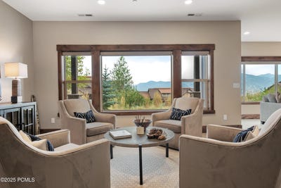 /international/us/1738-e-viewside-circle-hideout-ut-110101398546/