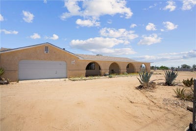 /international/us/3696-n-tonto-road-golden-valley-az-110100613654/